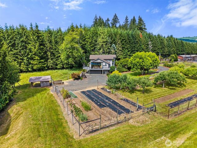 1677 North Fork Road, Chehalis, WA 98532