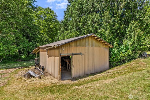 1677 North Fork Road, Chehalis, WA 98532