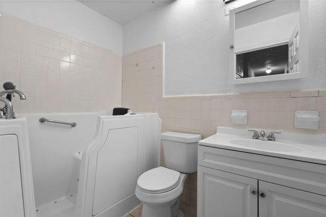 501 Franklin Drive, Euless, TX 76040