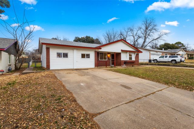 501 Franklin Drive, Euless, TX 76040