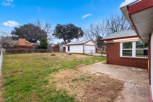 501 Franklin Drive, Euless, TX 76040