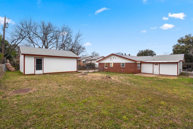 501 Franklin Drive, Euless, TX 76040