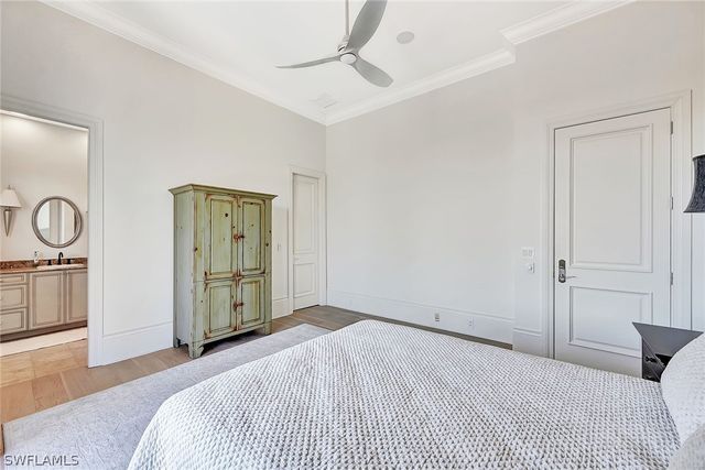 2052 Isla Vista LN, Naples, FL 34105