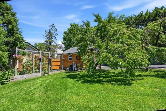 29 Vail Street, Northport, NY 11768