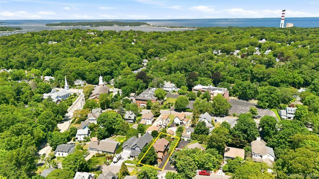 29 Vail Street, Northport, NY 11768