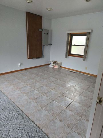 351 Burlington Beach Road, Valparaiso, IN 46383