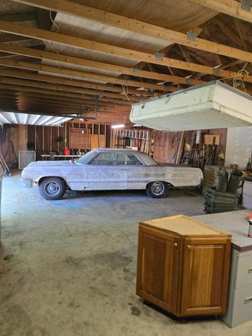 351 Burlington Beach Road, Valparaiso, IN 46383