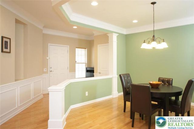 1812 MAJESTIC Drive, South Whitehall Twp, PA 18069