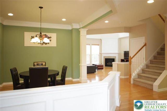 1812 MAJESTIC Drive, South Whitehall Twp, PA 18069