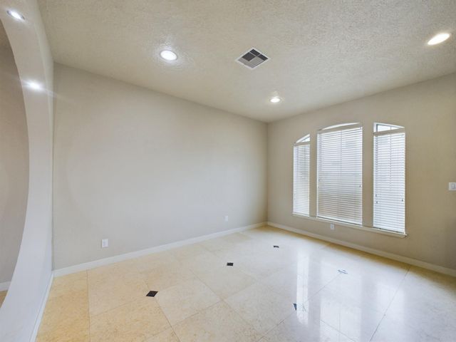 2611 Lawrence Street, Houston, TX 77008