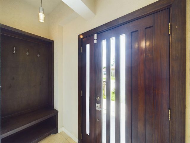 2611 Lawrence Street, Houston, TX 77008