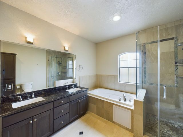 2611 Lawrence Street, Houston, TX 77008