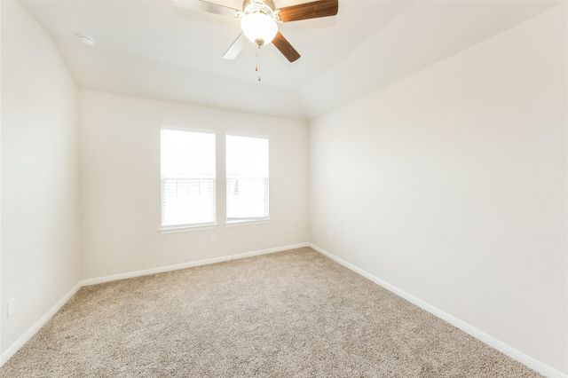 1021 Round Bale RD, Hutto, TX 78634