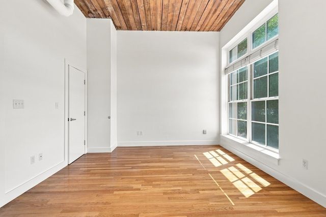 155 Brookline St 8, Cambridge, MA 02139