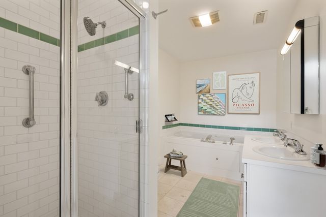 155 Brookline St 8, Cambridge, MA 02139