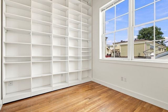 155 Brookline St 8, Cambridge, MA 02139