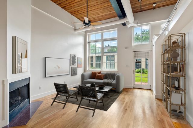 155 Brookline St 8, Cambridge, MA 02139