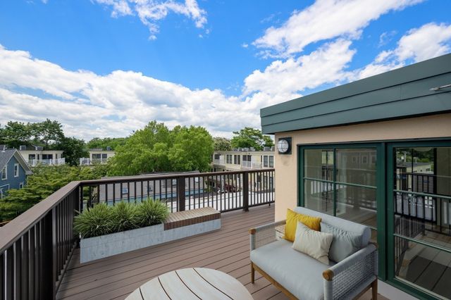 155 Brookline St 8, Cambridge, MA 02139