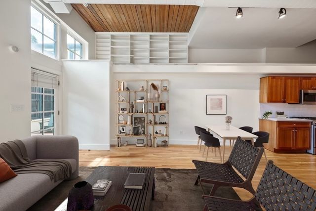155 Brookline St 8, Cambridge, MA 02139