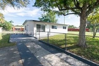 916 SW 24th Ave 0, Fort Lauderdale, FL 33312
