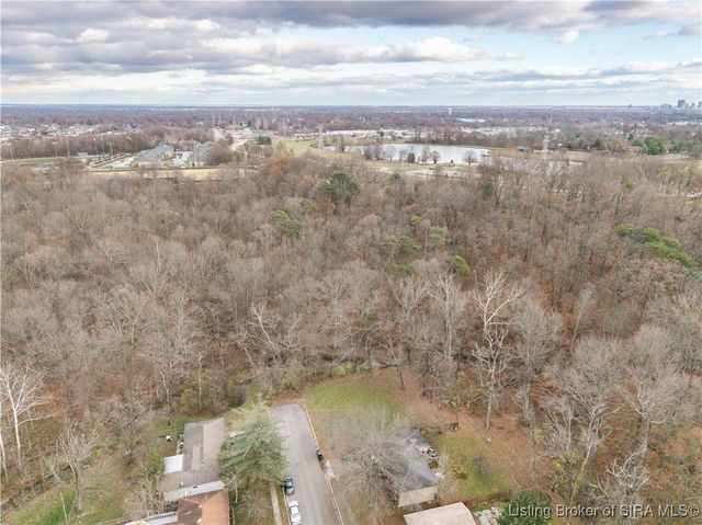 312 Pimlico Drive, New Albany, IN 47150