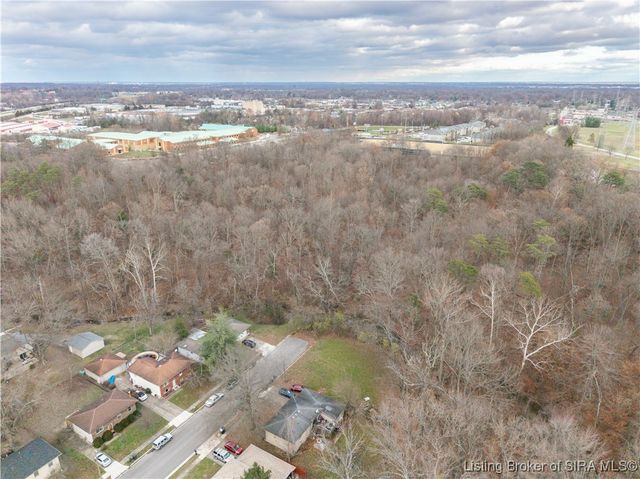 312 Pimlico Drive, New Albany, IN 47150