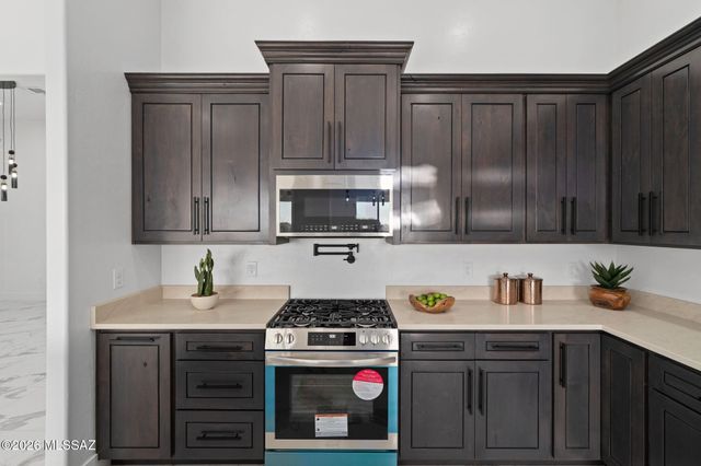 13598 S High Haven Mesa, Vail, AZ 85641