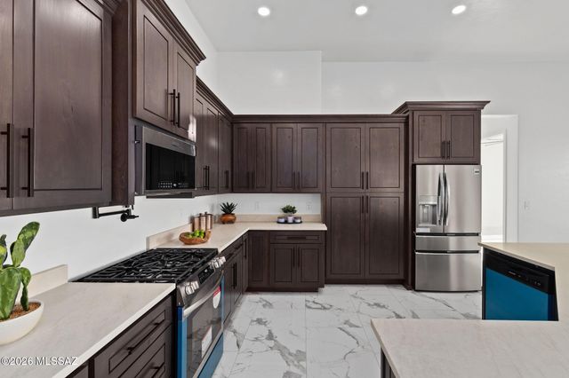 13598 S High Haven Mesa, Vail, AZ 85641