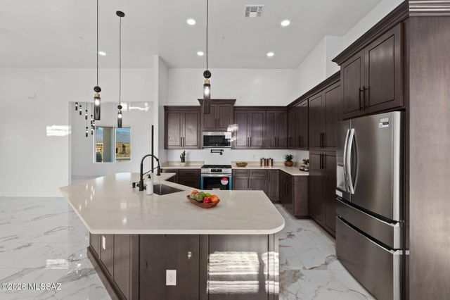 13598 S High Haven Mesa, Vail, AZ 85641