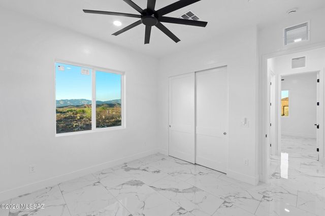 13598 S High Haven Mesa, Vail, AZ 85641