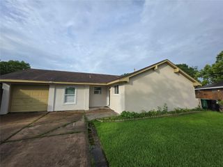 12526 Ravena Court, Houston, TX 77089