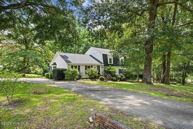 108 Holland Hill Drive, Goldsboro, NC 27530