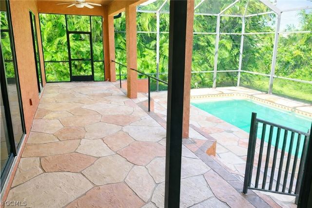 8323 Caloosa RD, Fort Myers, FL 33967