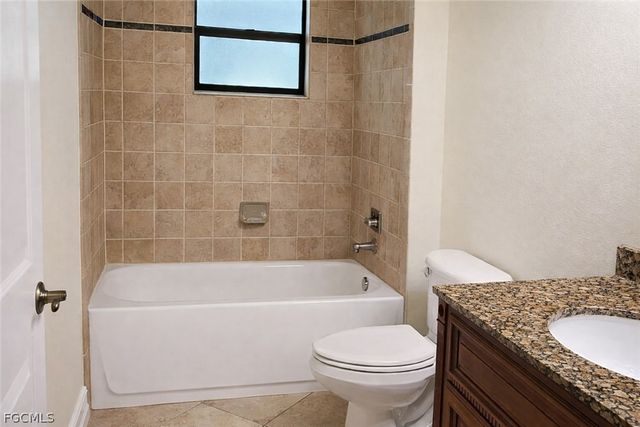 8323 Caloosa RD, Fort Myers, FL 33967