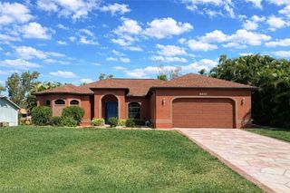 8323 Caloosa RD, Fort Myers, FL 33967