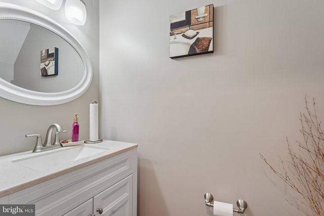 18219 FOX CHASE CIR, Olney, MD 20832