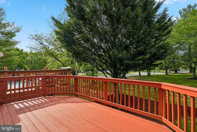 18219 FOX CHASE CIR, Olney, MD 20832