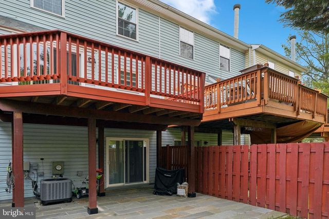 18219 FOX CHASE CIR, Olney, MD 20832