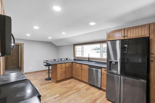 2128 N County Road 51, Somerset, OH 43783