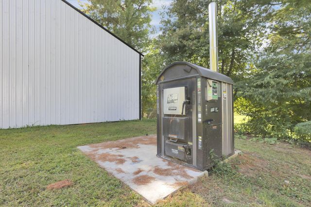 2128 N County Road 51, Somerset, OH 43783
