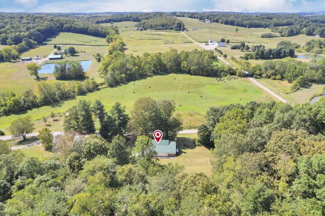 2128 N County Road 51, Somerset, OH 43783