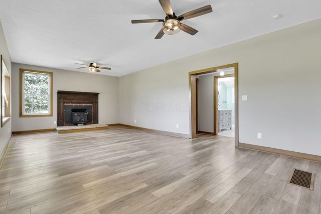 2128 N County Road 51, Somerset, OH 43783