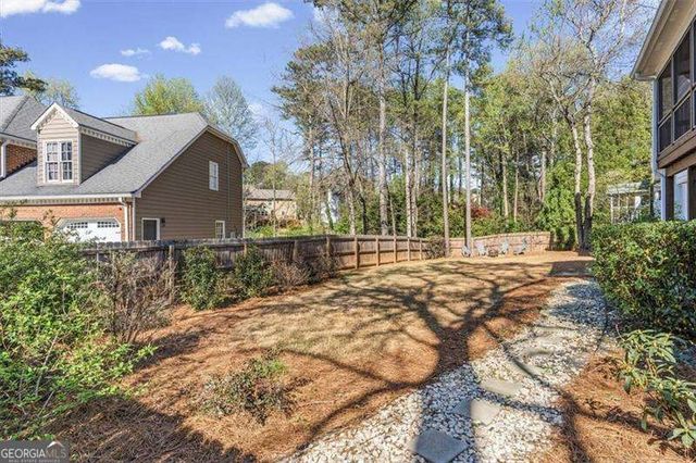 5880 Grandview Court NW, Acworth, GA 30101