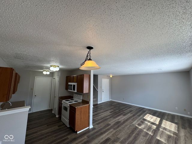 2431 Redland Lane, Indianapolis, IN 46217