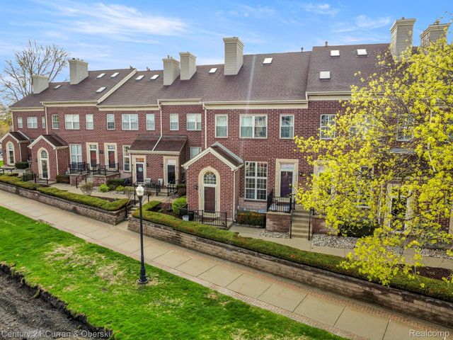2868 Van Alstyne Street 22, Wyandotte, MI 48192
