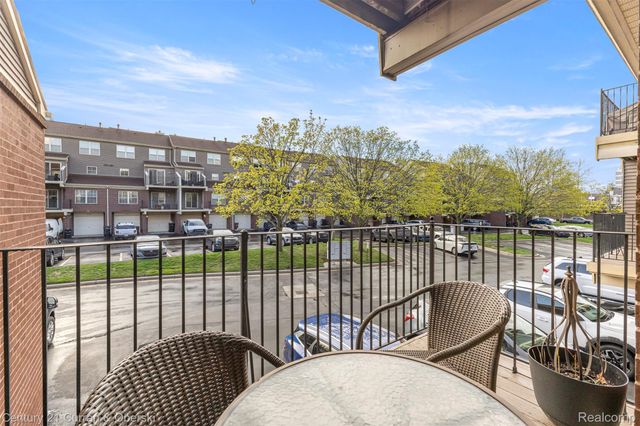 2868 Van Alstyne Street 22, Wyandotte, MI 48192