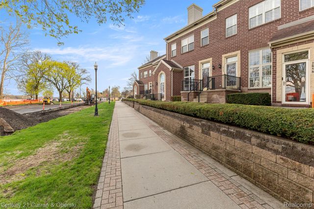 2868 Van Alstyne Street 22, Wyandotte, MI 48192
