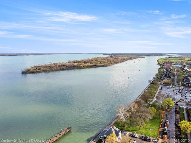2868 Van Alstyne Street 22, Wyandotte, MI 48192