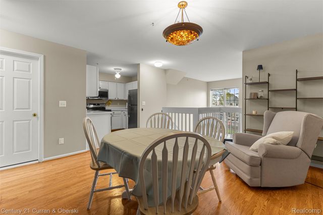 2868 Van Alstyne Street 22, Wyandotte, MI 48192
