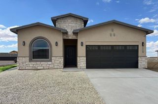 1119 Bronze Hill Avenue, Sunland Park, NM 88063